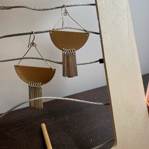 Gold dangly earrings